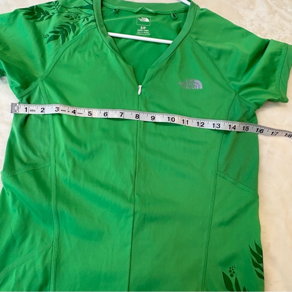 North Face Women’s Green Quarter Zip Performance T-Shirt Running Cycling Small - Picture 6 of 7